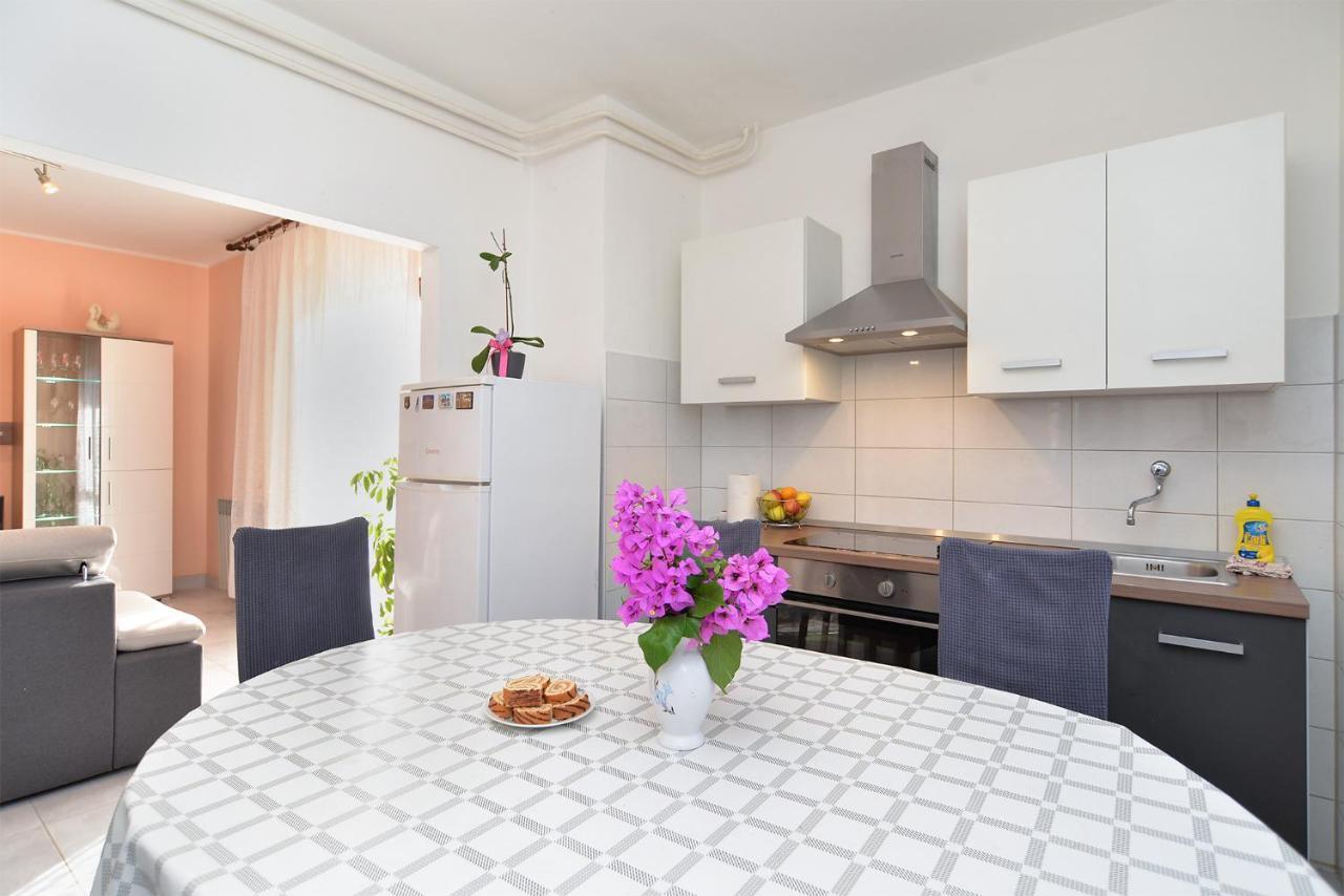 Apartments Danijel 1956 普拉 外观 照片